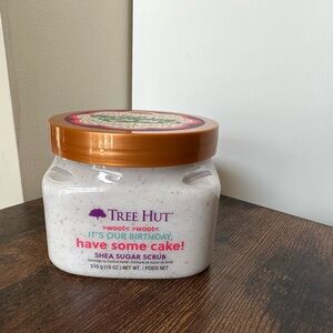 🇺🇸 Tree Hut BIRTHDAY CAKE 🎂 limited edition scrub